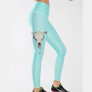 Teeki Cow Skull Hot Pant Legging